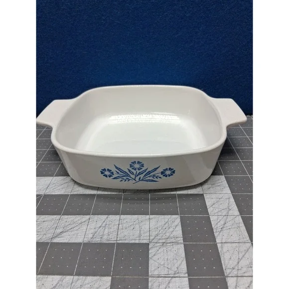 Corning Ware Casserole Dish White Blue Cornflower 1 Quart A1 Vintage