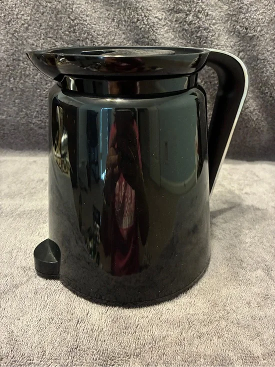 Keurig 2.0 Replacement Black/Chrome Coffee Pot K-Carafe Lid 32oz 1 Quart