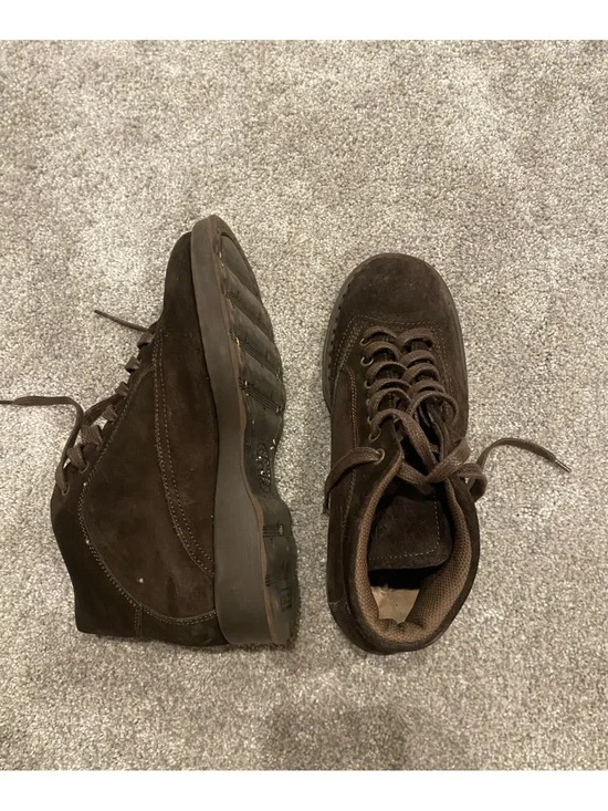 Italian Shoemakers Dark Brown Suede Chukka Boots