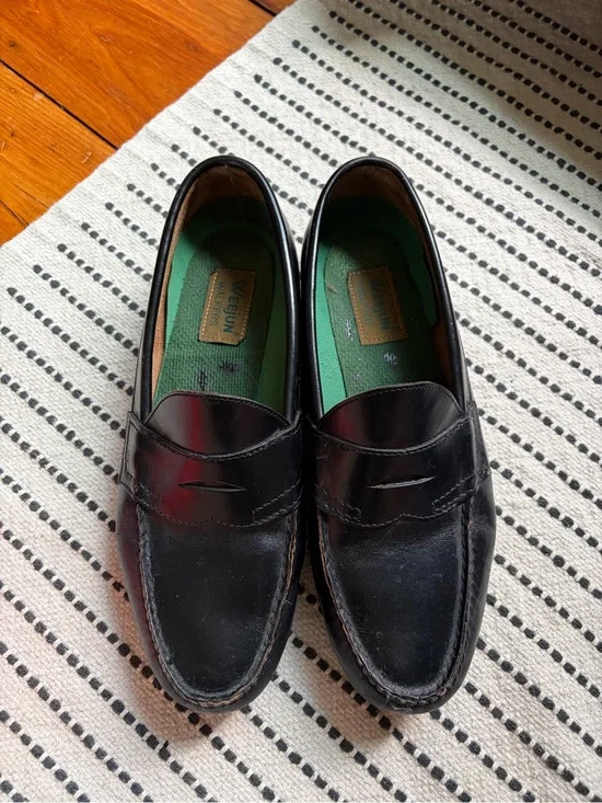 Weejuns Black Men’s Loafers