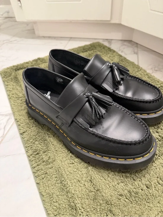 Men's Black Tassel Loafers - Classic Leather Slip-On