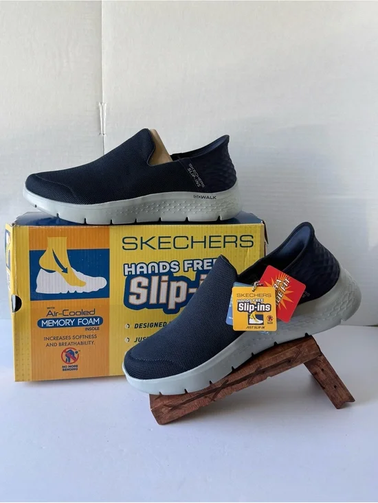 Skechers Men's Navy and Tan Slip-On Lightweight Casual Shoes