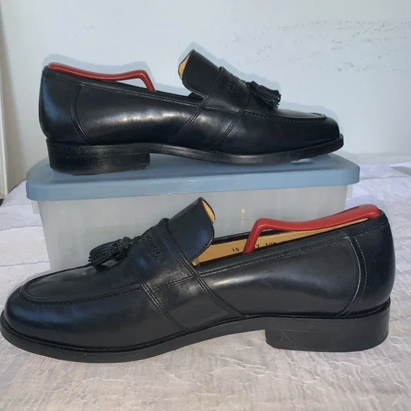 Johnston & Murphy Handcrafted Men's Tassel Loafers Shoes‎ Size 10 1/2M Black
