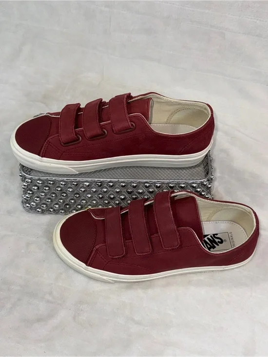 Vans  Maroon Triple-Strap Canvas Sneakers size 8 men / 9.5 women