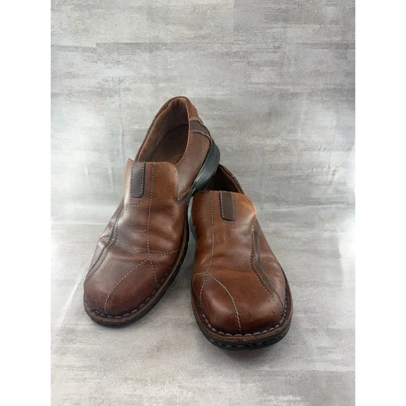 Clarks Men Brown Leather Slip On Loafers Square Toe Shoes 70846 Size 9.5M