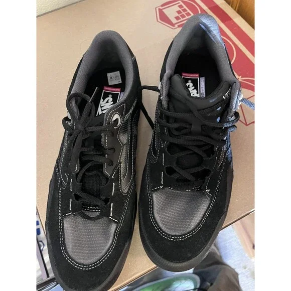 Vans Skate Wayvee Shoe Mens Size US 11 Black Skateboard Sneakers Popcush EUC