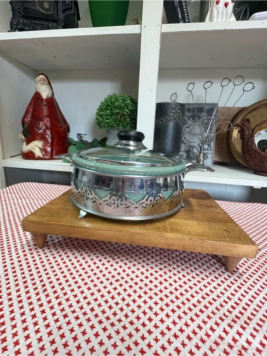 Vintage oven proof USA stoneware dish with metal holder grandma core cookware