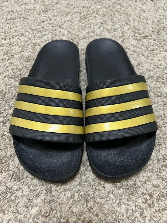 Adidas Adilette Aqua Slide Sandals Black and Gold Men's Size 7