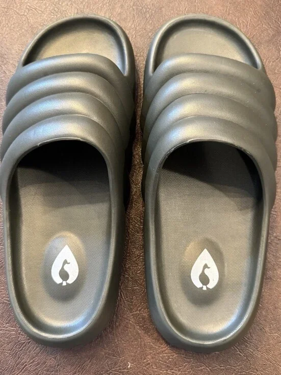 Men’s 8 Women’s 9.5-10 Dark Olive Green Pillow Cloud EVA Slide Sandals