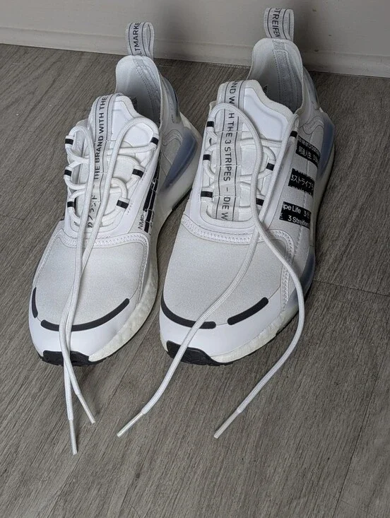 Men's Adidas NMD V3 (FZ5965) - White/Black, Size 8