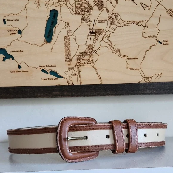 Vintage Talbots 2 tone beige/brown Leather belt Sz S Made in Italy