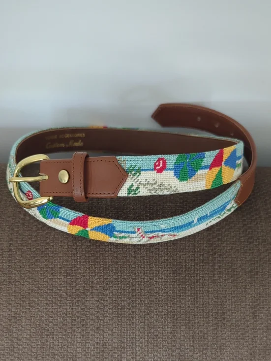 Vintage Vogue Accessories Beach Theme Needlepoint And Leather Belt