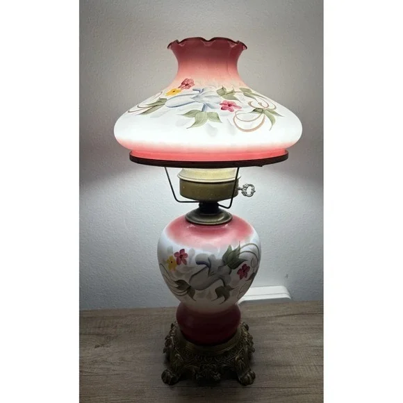 Vintage GWTW  Hurricane Lamp Large Beautiful Floral Painted‎
