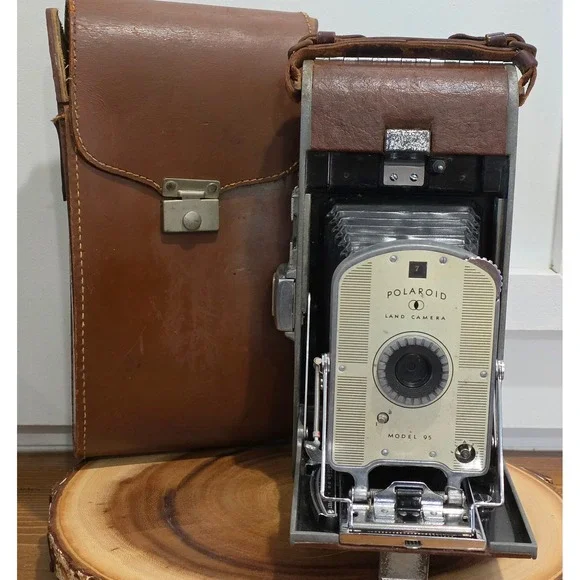 Vintage Polaroid Land Camera 40-50s Model 95 Folding Bellows with Leather Case