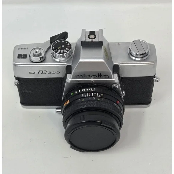 Minolta SRT 200 35mm Film Camera w/ MD Rokkor-X 50mm Lens + Flash, Manuals, Case