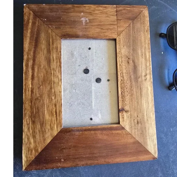 $35 Wooden Photo Frame Picture Display Standing Tabletop‎ Decor Brown 4x6 photo