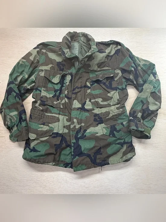 Vintage US Military M-65 Field Jacket Woodland Camo Cold Weather Medium Short 80