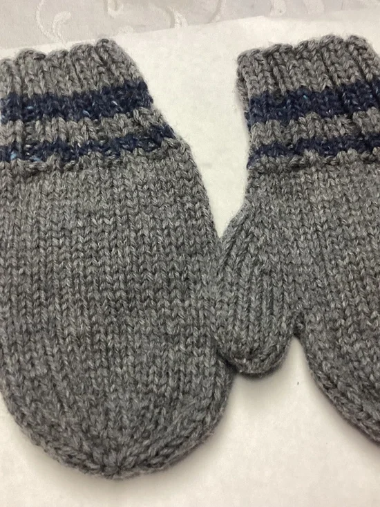 Wool mittens hand made grays.💙and blue stripe UNISEX. NEVER WORN