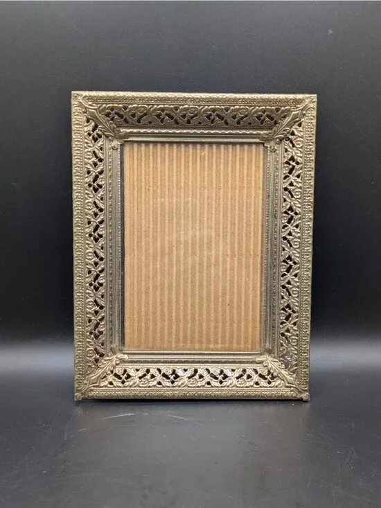 Hollywood Regency Filigree Picture Frame Gold Tone Metal Holds 5x7 Photo