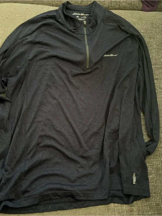 Eddie Bauer Men's Dark Navy Quarter-Zip Lightweight Pullover k21