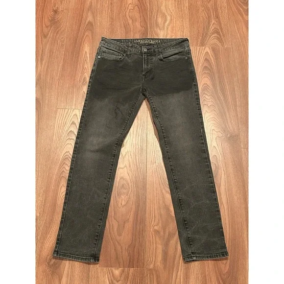 American‎ Eagle Jeans Mens 31x30* Black Skinny Ripped Low Rise Stretch Denim