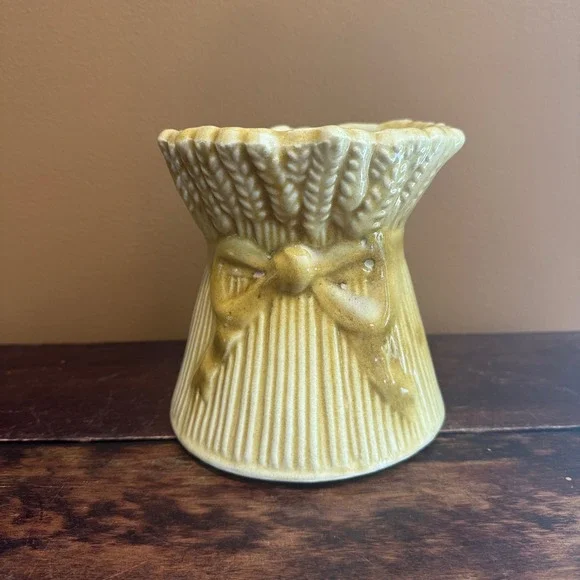 Vintage House of Webster Sheaf of‎ Wheat Haystack Vase Planter Cookie Jar