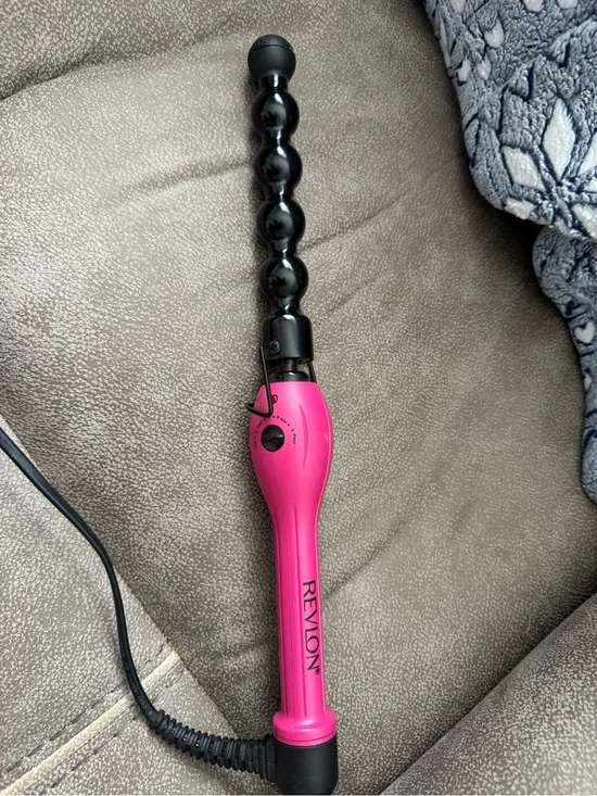 Revlon Hot Pink Beaded Curling Wand with Black Barrel