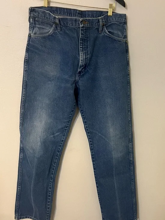 Vintage Wrangler USA Made High Rise Relaxed Straight Jeans 36x32