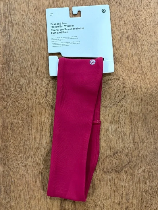 Lululemon fast and free fleece ear warmer Berry rumble