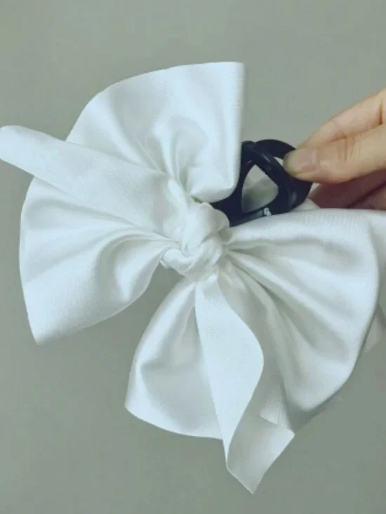 Women's hair clip