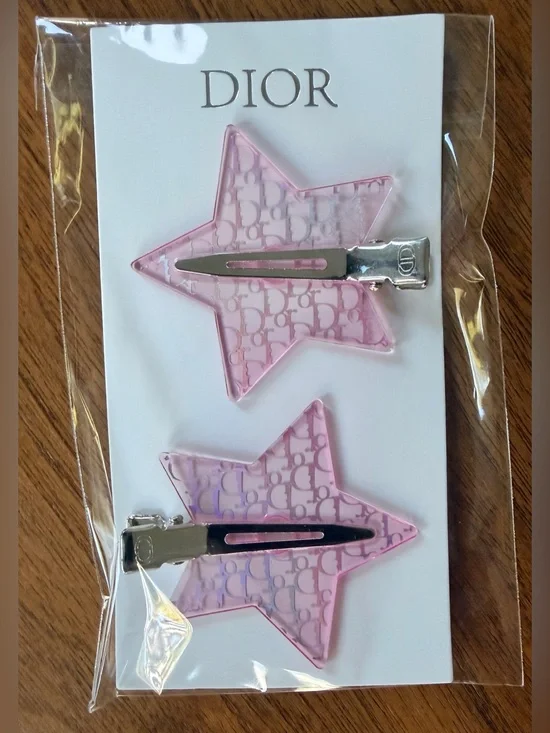 Dior Iridescent Pink Branded Star Set of 2 Alligator Style Barrettes NEW SEALED