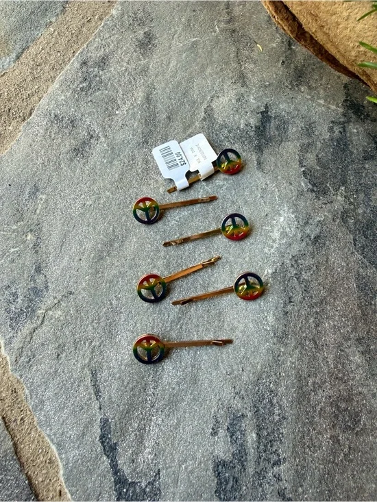 New🌟Free People  Bobby Pins with Multicolor Peace Sign Accents