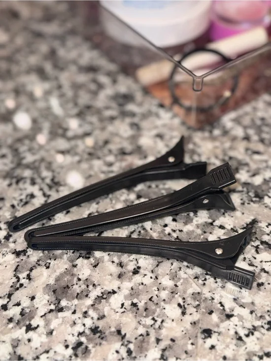 Black Men’s Hair Sectioning Clips – Professional Styling Set