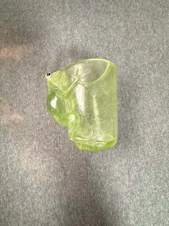 Vintage Mid-Century Modern Lucite Green Frog Toothbrush Holder/Cup
