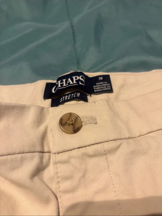 Chaps Men's Stretch Khaki Chinos in Light Beige