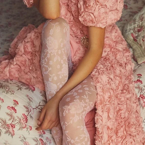 New ANTHROPOLOGIE Tulle Rossette Lace Floral Tights Cream / White Small