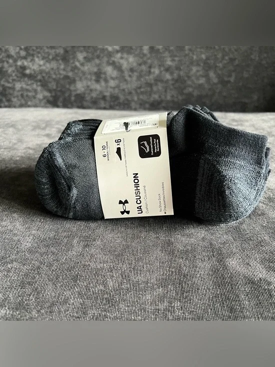 NWT Under Armour Women’s No Show Socks 6 Pack