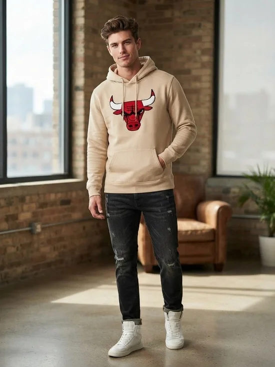 Beige Chicago Bulls Pullover Hoodie for Men
