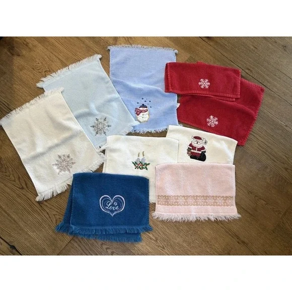 Lot of 9 Embroidered Fingertip Guest Towels Christmas Snowman Santa Snowflake
