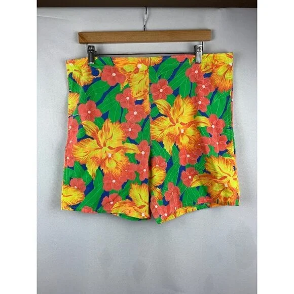 Cest Joli Men Floral Shorts Medium Pol