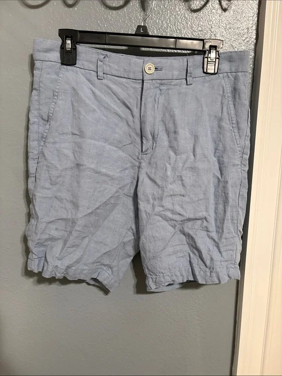 Light Blue Men's Flat-Front Casual Shorts