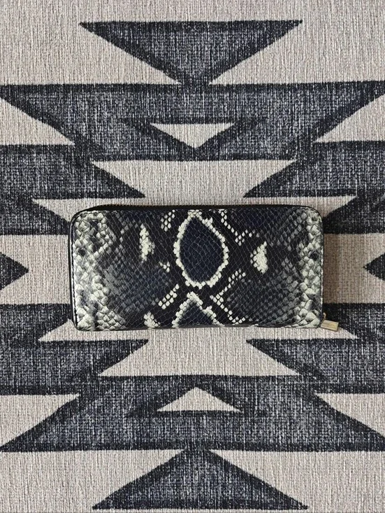 Persaman Python-Print Zip-Around Wallet - Navy & Cream