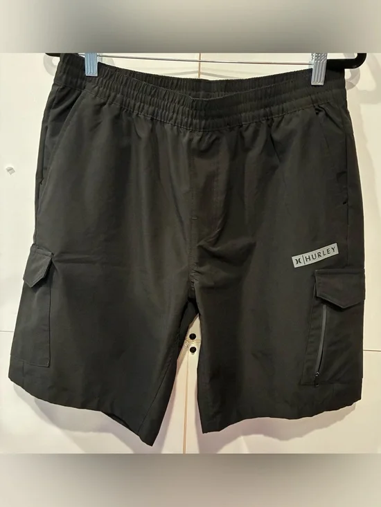 Hurley Men's Black Cargo Utility Shorts Elastic Waist Size Medium
