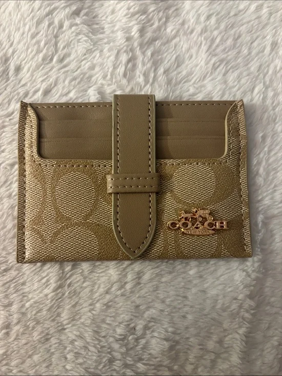 Brand New ! Khaki Signature Card Holder with Tab and Gold Logo