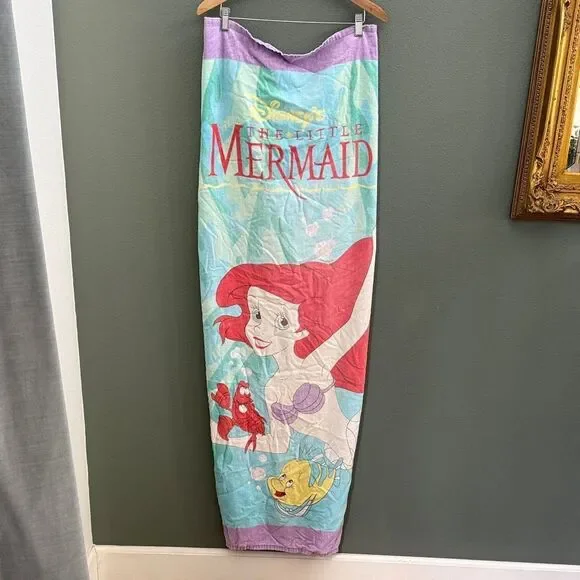 Vintage 90’s Disney The Little Mermaid Towel