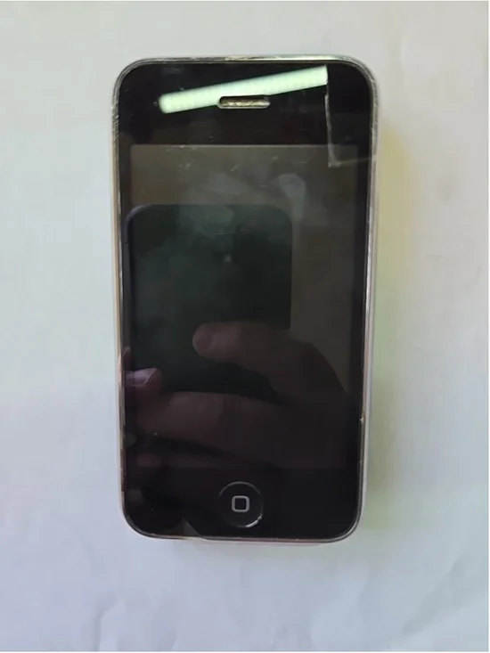 Apple iPhone 3GS Phone Cellphone
