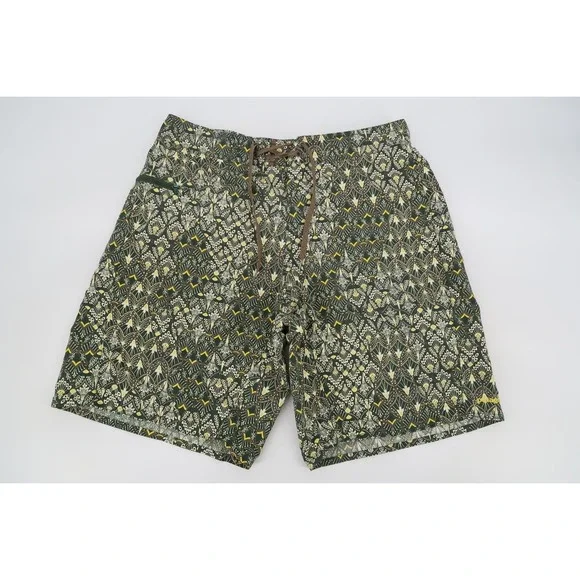 Patagonia Wavefarer Board Shorts Men 32 Green Geometric Maharaja 86556