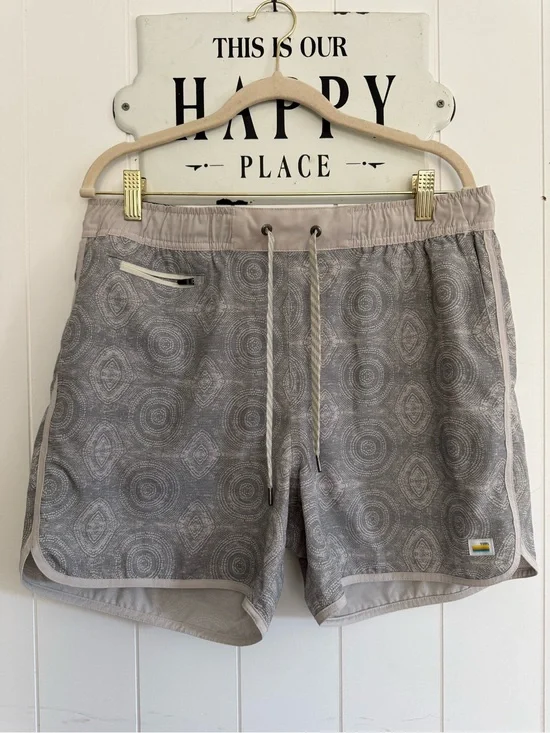 Vuori Mens Gray Patterned Swim Trunks