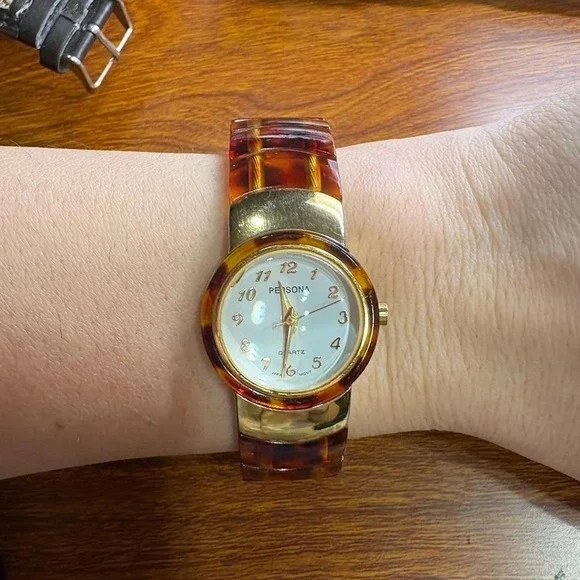 Persona bangle watch