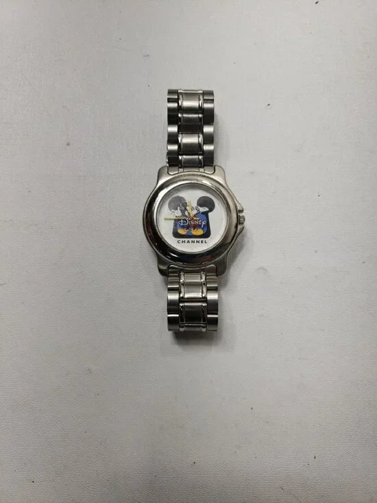 Vintage Disney Mickey Mouse Character Quartz Watch Silver Tone Bracelet